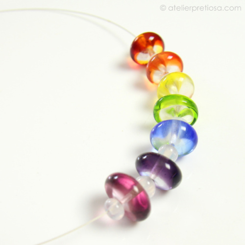 Ketting met handgemaakte glazen kralen regenboog