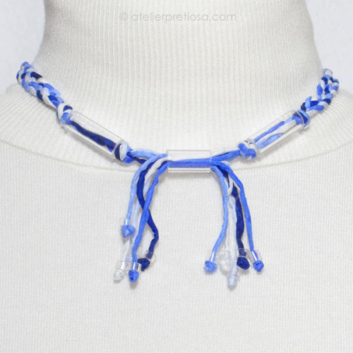 Ketting in blauw-wit